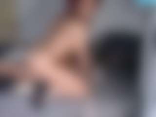 Essencelover's Live Sex Cam Show