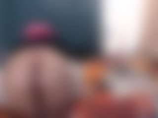Live cam show with Essencelover - Ass Clapping on SxyPornLive