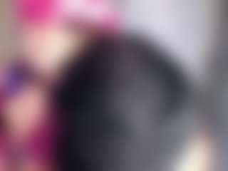 Essencelover's Live Sex Cam Show