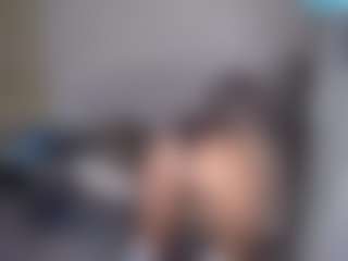 Essencelover's Live Sex Cam Show