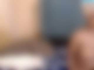 Essencelover's Live Sex Cam Show