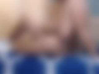 Essencelover's Live Sex Cam Show