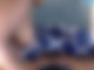Live cam show with Essencelover - Tease on Camsoda