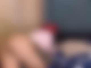 Essencelover's Live Sex Cam Show