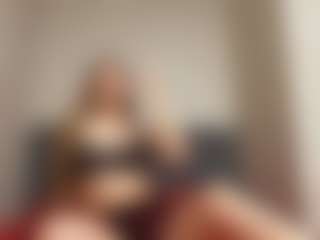 EstherNightlinger's Live Sex Cam Show