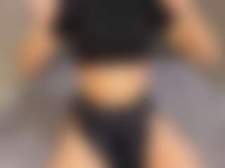 Live cam show with EstherNightlinger - Sexwebcam Brown Hair on MyBangCams