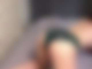 EstherNightlinger's Live Sex Cam Show