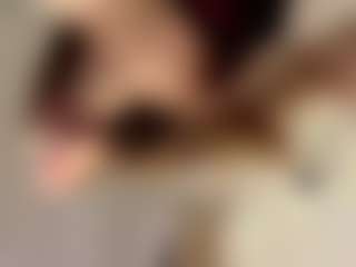 Live cam show with EstherNightlinger - Smoking on Soda Cam