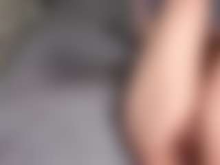 EstherNightlinger's Live Sex Cam Show