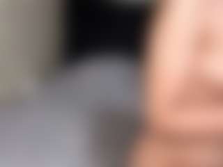 Live cam show with EstherNightlinger - Smoking on Mixed Magazine Live