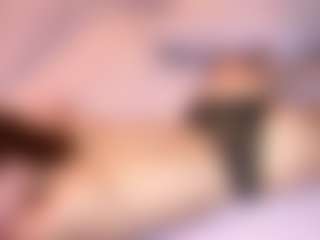 Live cam show with EstherNightlinger - Full Nudity on madthumbs