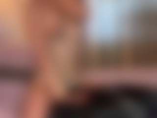 Live cam show with EstherNightlinger - Ass Bouncing on Hubzter Live
