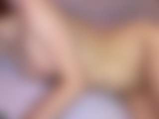 Live cam show with EstherNightlinger - Bikini on Camsoda