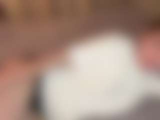 Live cam show with EstherNightlinger - Middle Aged on luckytryst.com