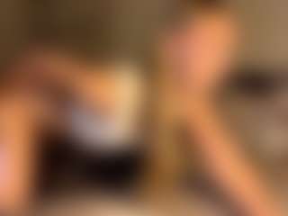 Live cam show with HildegardeGoffigan - Bikini on Camsoda