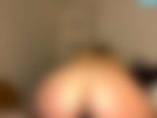 Live cam show with HildegardeGoffigan - Full Nudity on Gym Cam Girls