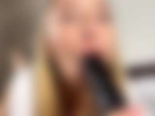 Live cam show with HildegardeGoffigan - Blue Eyes on Camsoda