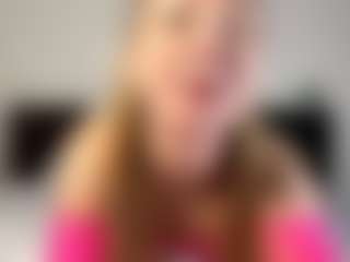 Live cam show with HildegardeGoffigan - Athletic on livesuperchat.net