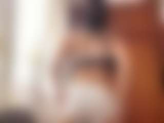 Live cam show with JoeyMineah - New Teen (18+) on Uber Horny