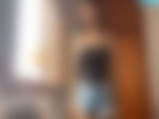 Live cam show with JoeyMineah - College on Camsoda