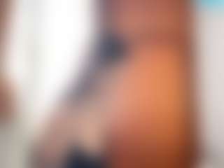 Live cam show with JoeyMineah - Upskirt on SinfulBabes