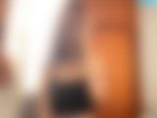 Live cam show with JoeyMineah - Handjob on slutload