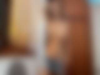 Live cam show with JoeyMineah - Handjob on Milfs Live