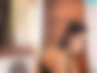 Live cam show with JoeyMineah - Bra on Camsoda