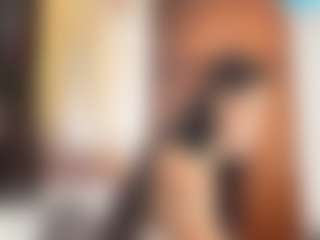Live cam show with JoeyMineah - Flash on Camsoda