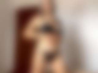 Live cam show with JoeyMineah - Erotic on liverealitysex.com