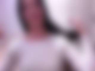Live cam show with MargaritaCamposano - Queer on Camsoda