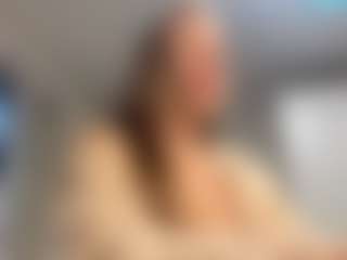 Live cam show with MitsukoCromeans - Hairy Pussy on Streamer API