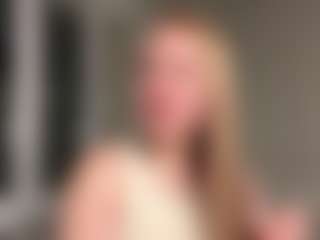 Live cam show with MitsukoCromeans - Blonde Hair on fuklive.com