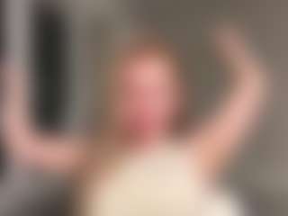 Live cam show with MitsukoCromeans - Hairy Pussy on Strip Flash - Live Sex Shows