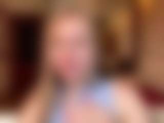 Live cam show with MitsukoCromeans - Tittyfuck on Camsoda