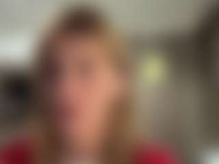 Live cam show with Lily - Full Nudity on AdultVida.com