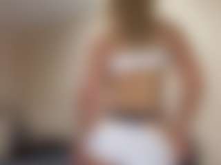 Live cam show with RethaKlobucar - Squirt on Camsoda