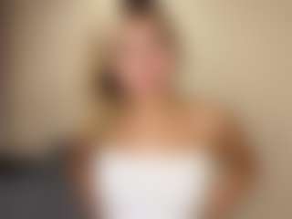 Live cam show with RethaKlobucar - Blonde Hair on Milfs Live