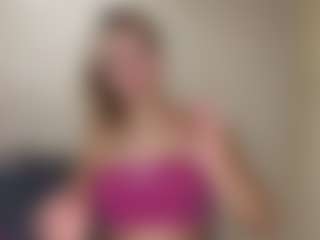 Live cam show with RethaKlobucar - Deepthroat on Camming Site