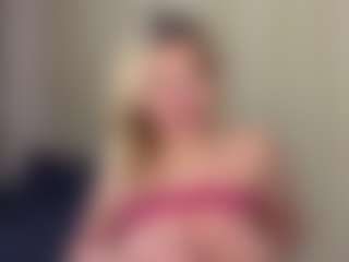 Live cam show with RethaKlobucar - Blonde Hair Fetish on Camming Site