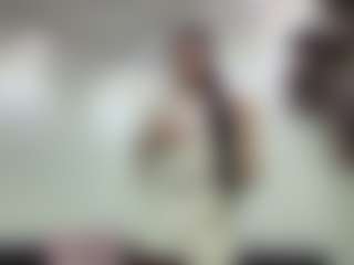 Live cam show with RobbinKlun - Shower on Hubzter Live