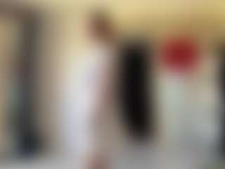 RobenaByant's Live Sex Cam Show