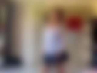 RobenaByant's Live Sex Cam Show