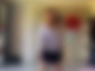 RobenaByant's Live Sex Cam Show