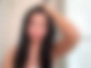 Live cam show with Lisa - Teen (18+) on Uber Horny