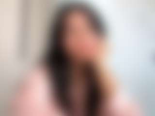Live cam show with Lisa - Drinking on madthumbs