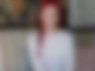 Live cam show with TiaSadowski - Public on Dolls Live