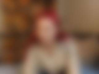 Live cam show with TiaSadowski - Facial on Camsoda