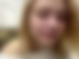 Live cam show with ZenaMelodia - New Young Adult on AdultVida.com