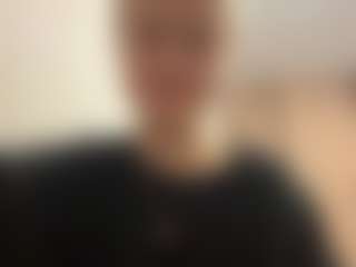 Live cam show with ZenaMelodia - Sexy on Cam Slut